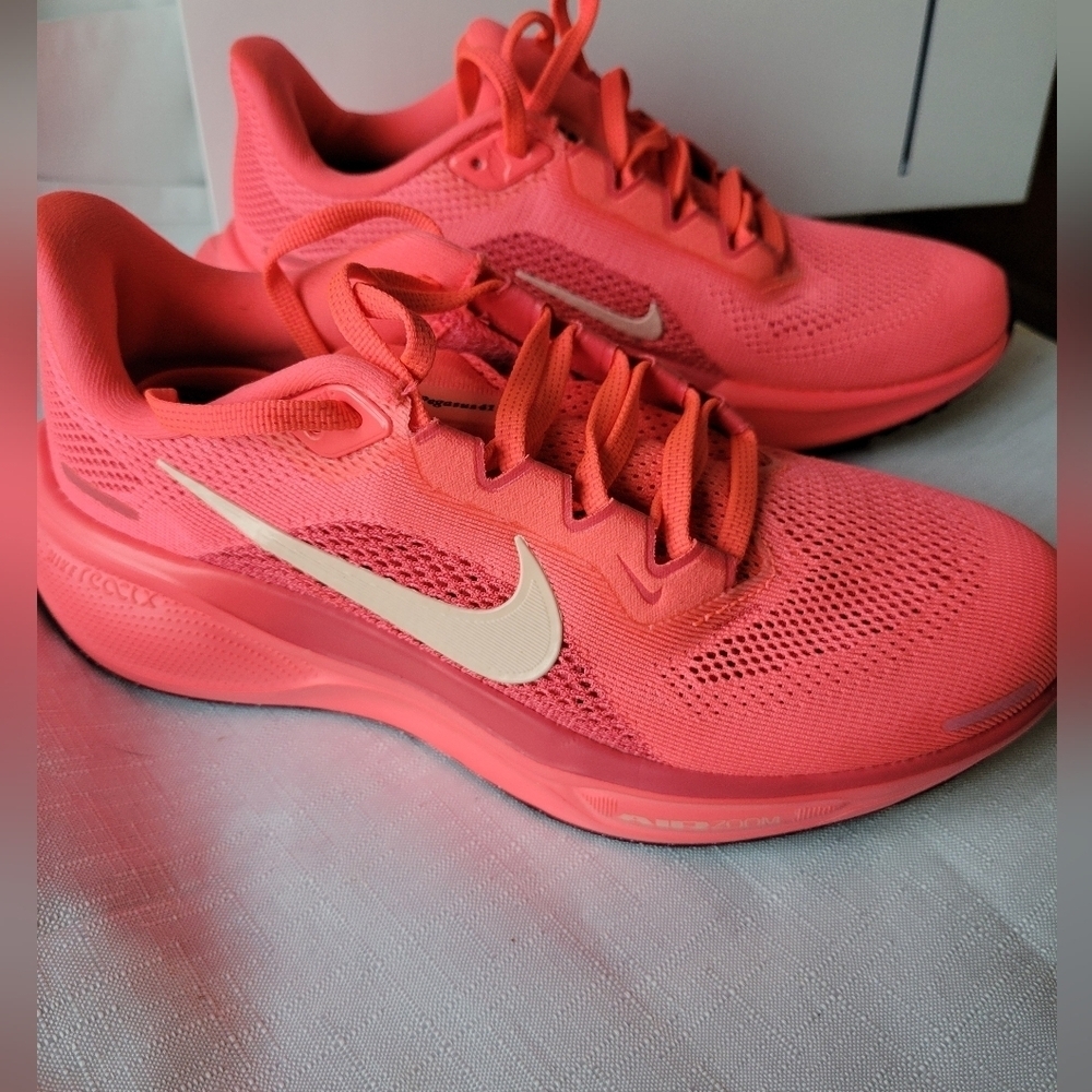 Nike Air Pegasus 41 Women's Road Runningh Athletic Shoes Size 5.5